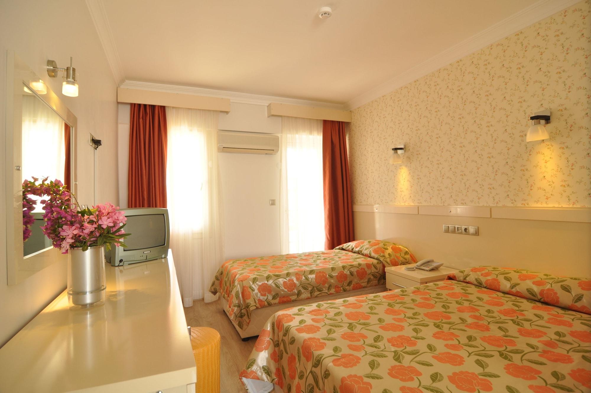 Delfi Hotel Spa & Wellness Center Bodrum Eksteriør billede